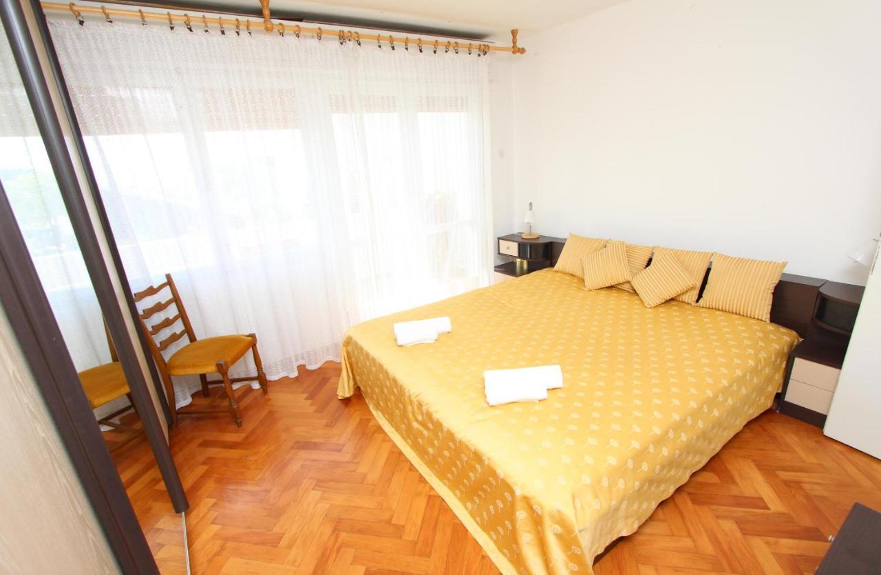Apartment Maestral Rovinj Exterior photo